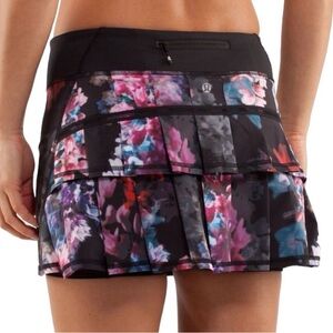 Lululemon Spring Has Sprung Floral Running / Tennis Skirt Skort Size 6